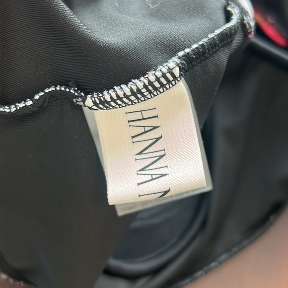 Hanna Nikole Twist Front High Black and Floral Bikini size 24W - Picture 9 of 15